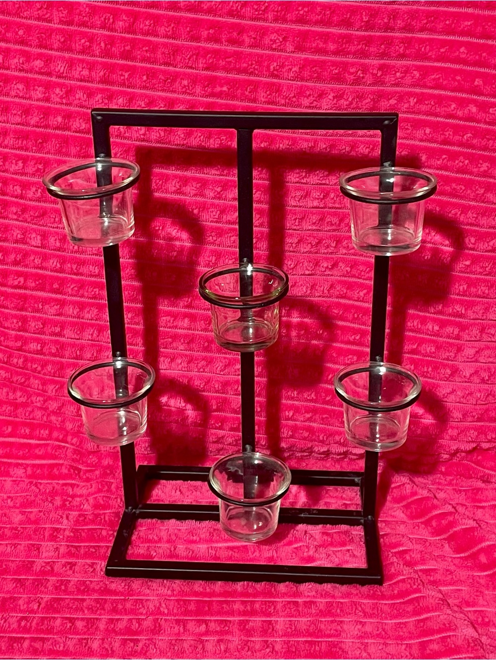 Black Metal 6-Votive Tea Light Holder with Clear Glass Cups